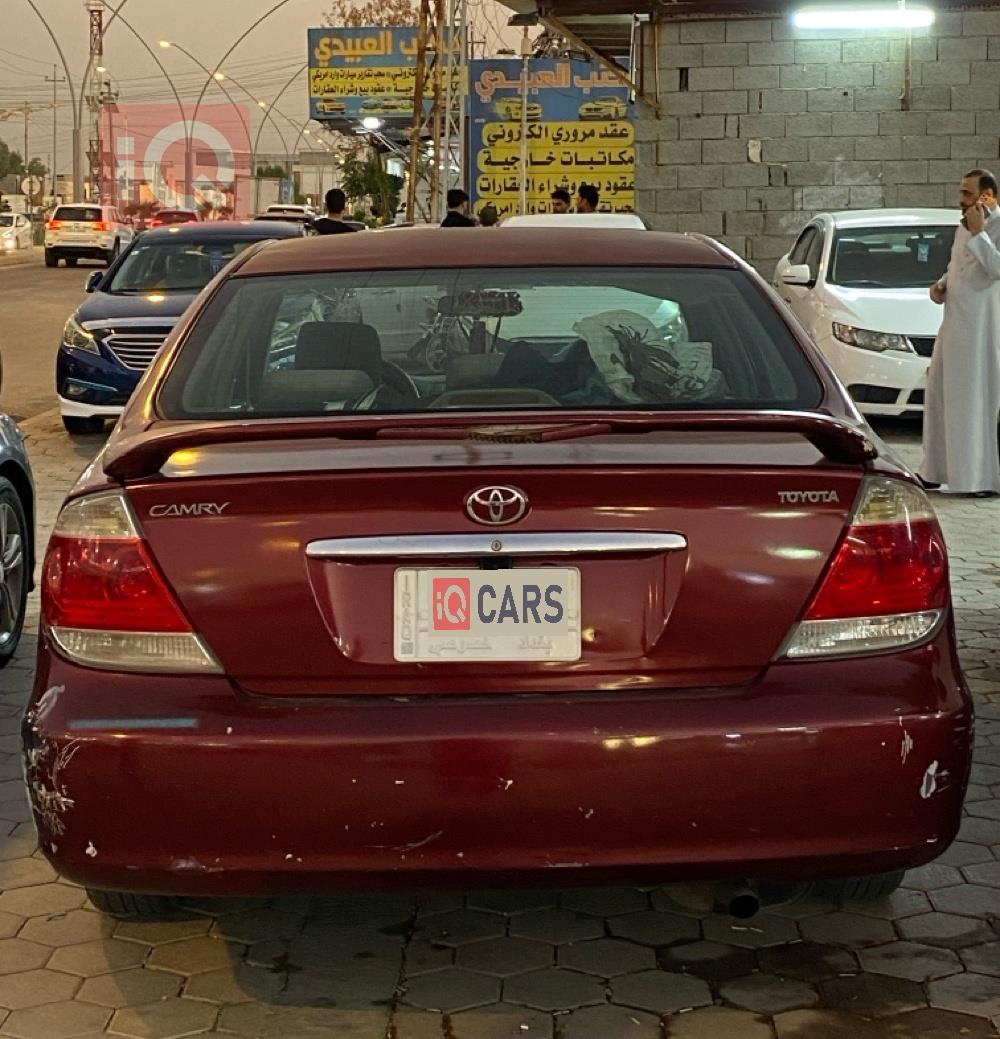 تۆیۆتا کامری